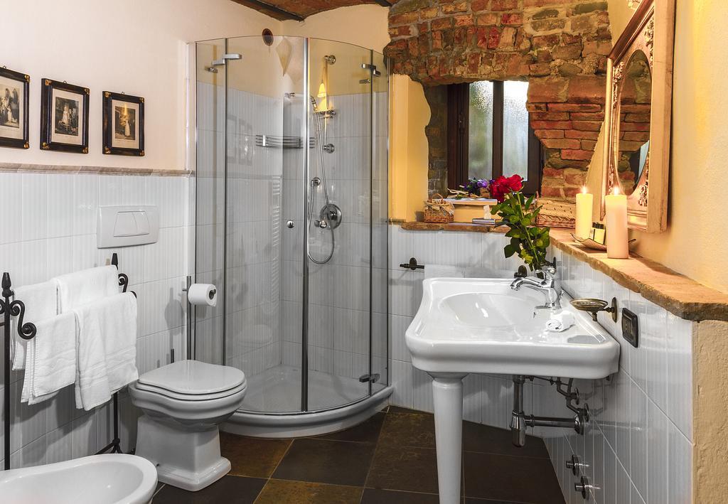 Dimora I Manichei Hotel Monforte D'Alba Luaran gambar